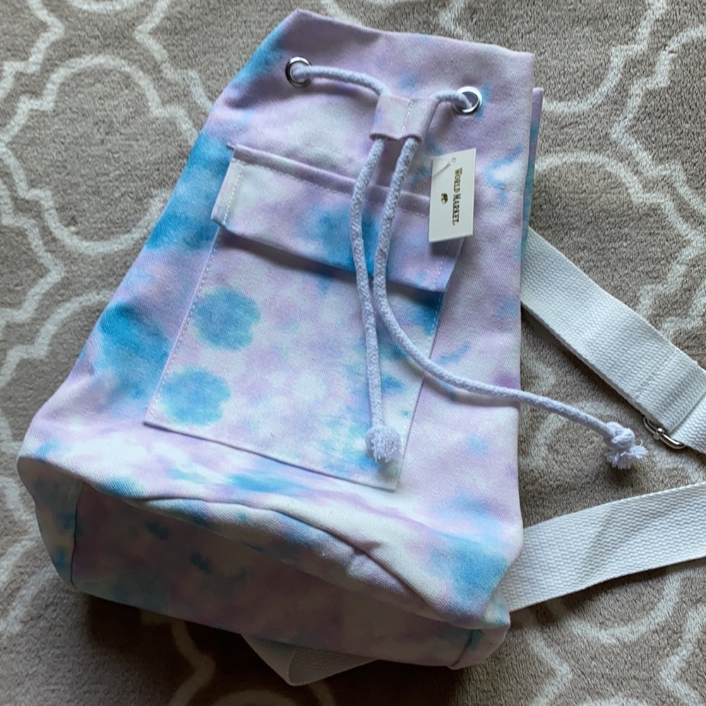 NWT Bucket Sling Bag